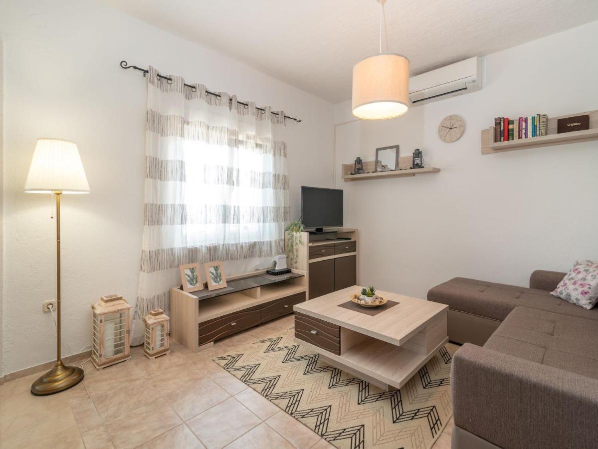 Scenic Sea View,Three Bedroom Villa With Pool Trogir Exterior photo
