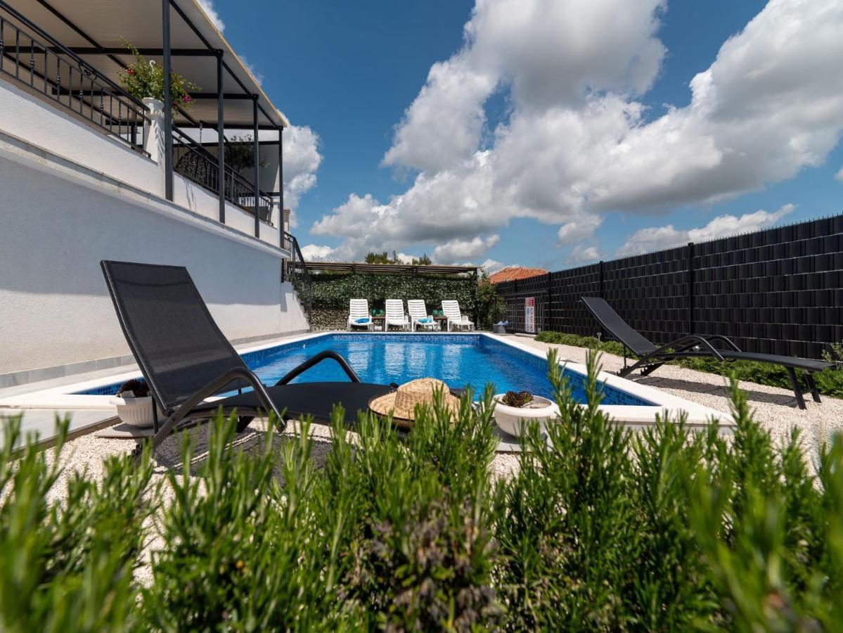 Scenic Sea View,Three Bedroom Villa With Pool Trogir Exterior photo