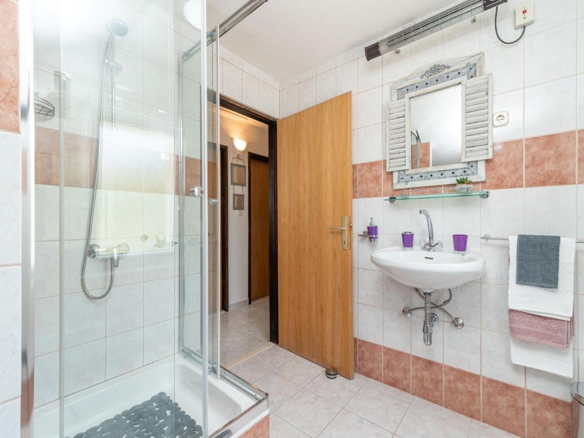 Scenic Sea View,Three Bedroom Villa With Pool Trogir Exterior photo