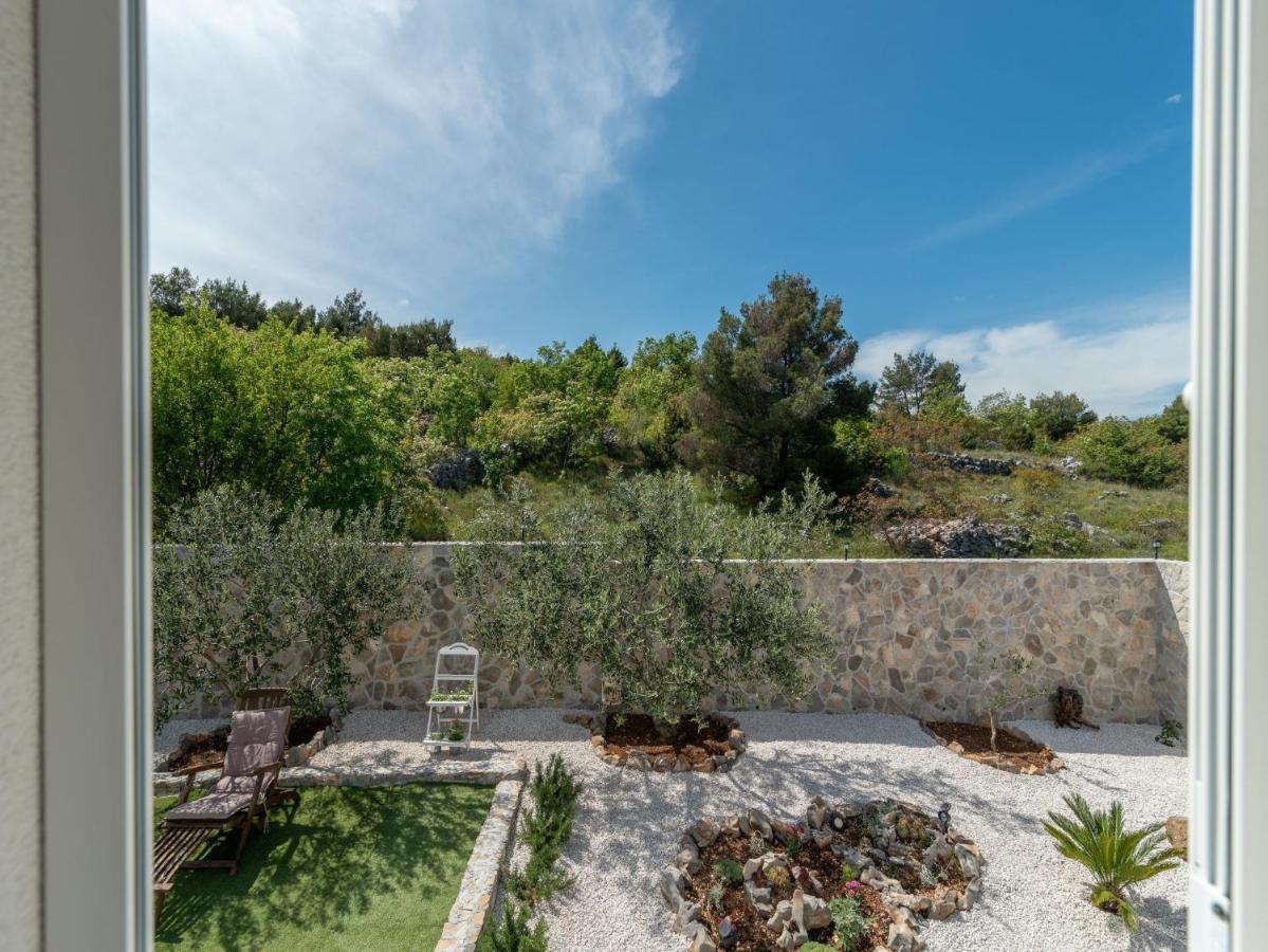 Scenic Sea View,Three Bedroom Villa With Pool Trogir Exterior photo